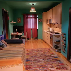 https://takadum-home.hotelschalkidiki.net
