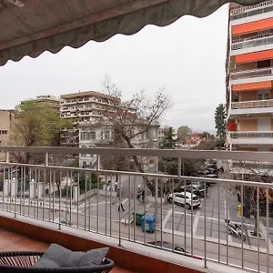 Houseloft Queen Olga Casa Διαμέρισμα
